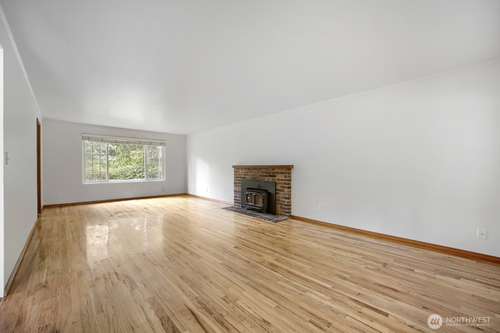 2107 Southwest 316th Street Federal Way, WA 98023 - Photo 11 of 27