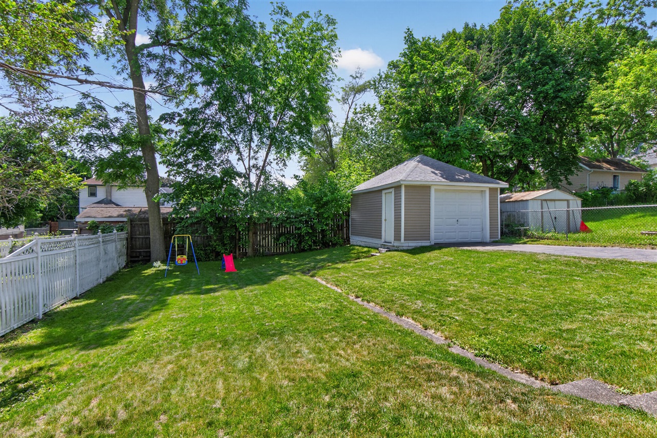 439 Madison Street Jackson, MI 49202 - Photo 38 of 42