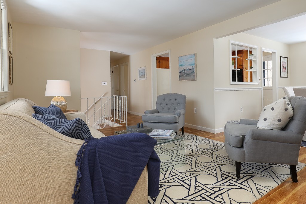 20 Hancock Road Hingham, MA 02043 - Photo 4 of 19 Gallery Image 4