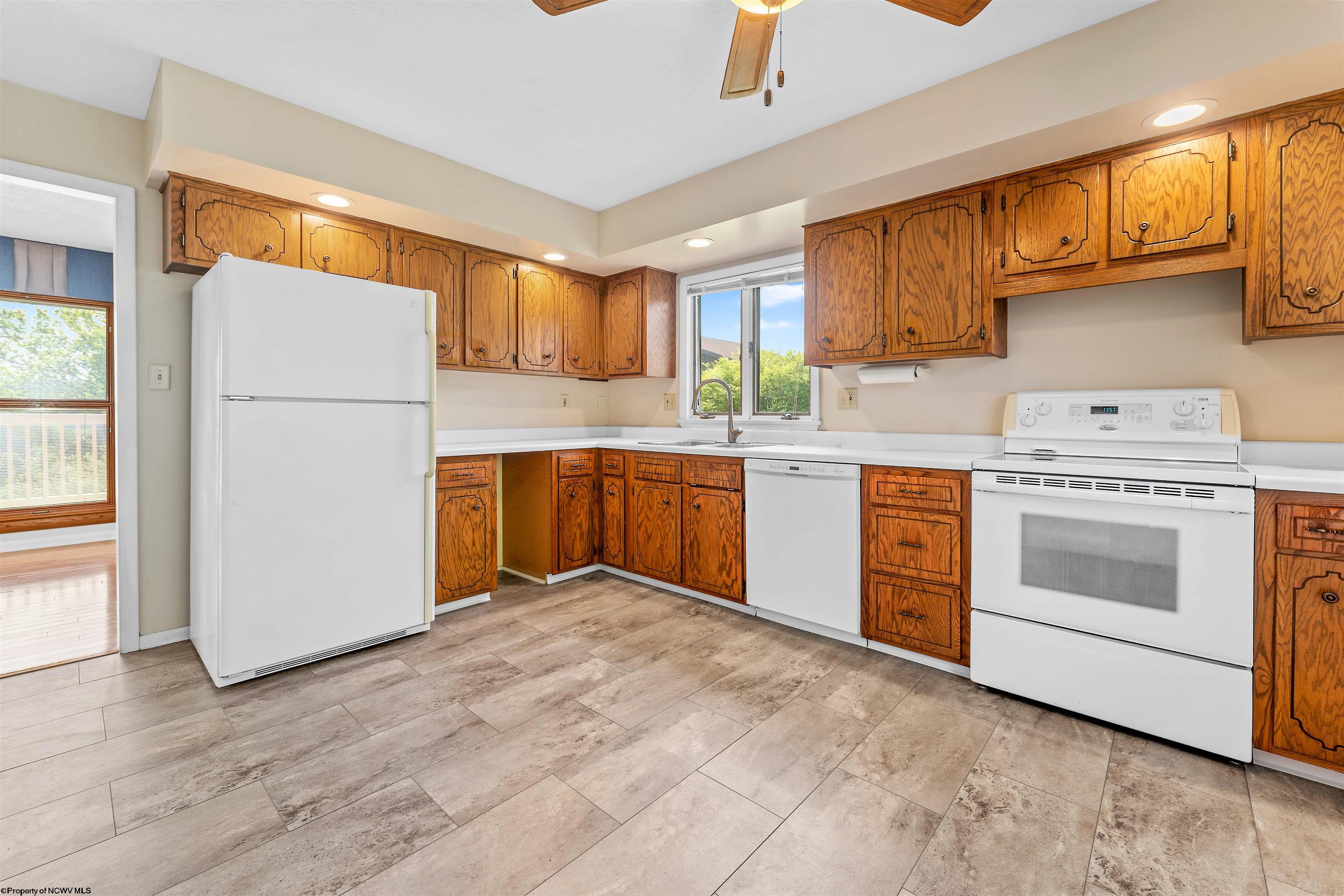 6 Ridge Place Morgantown, WV 26505 - Photo 2 of 46 Gallery Image 2