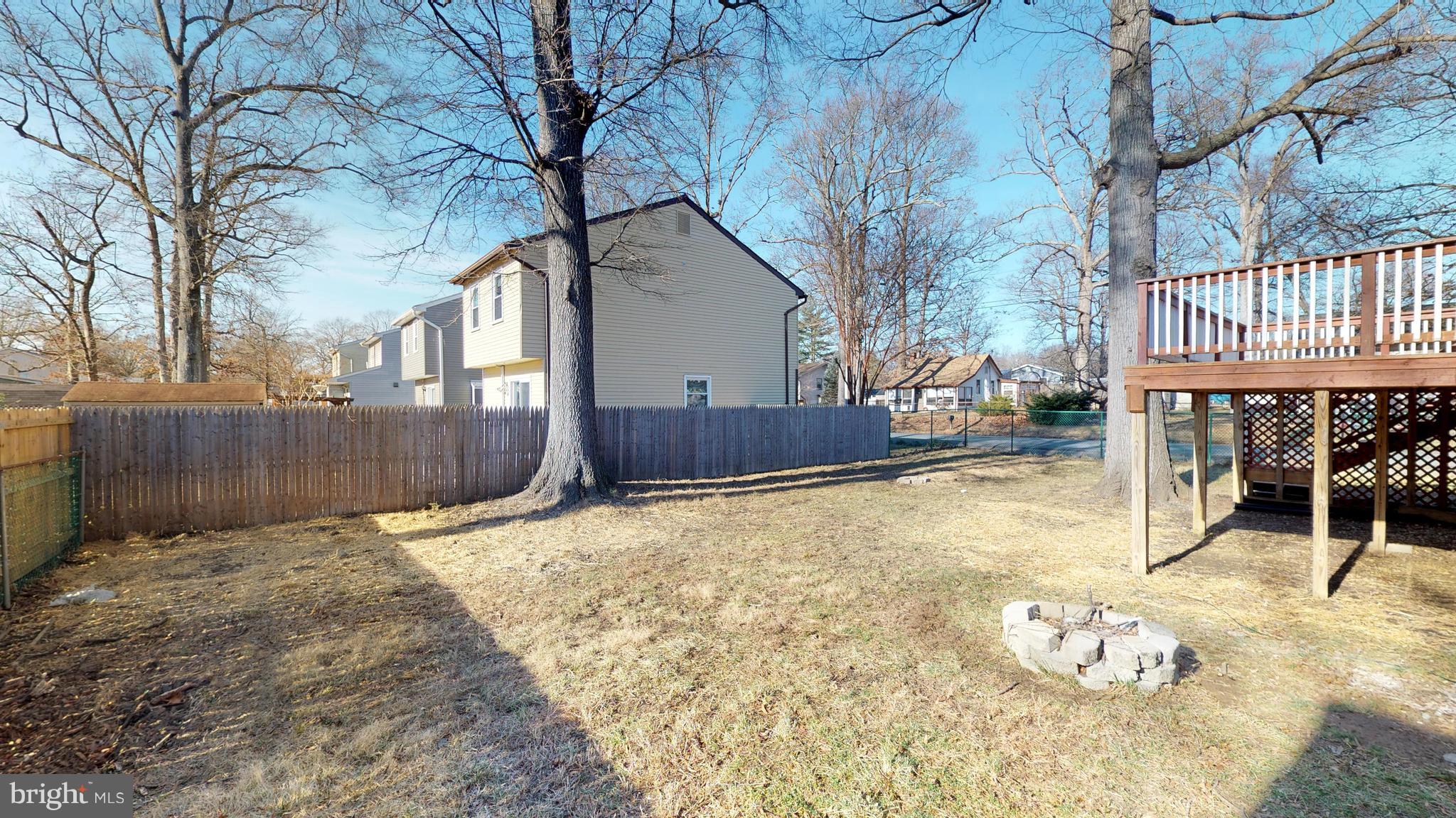 1812 Laurel Road Edgewater, MD 21037 - Photo 14 of 17 Large Fenced in Backyard