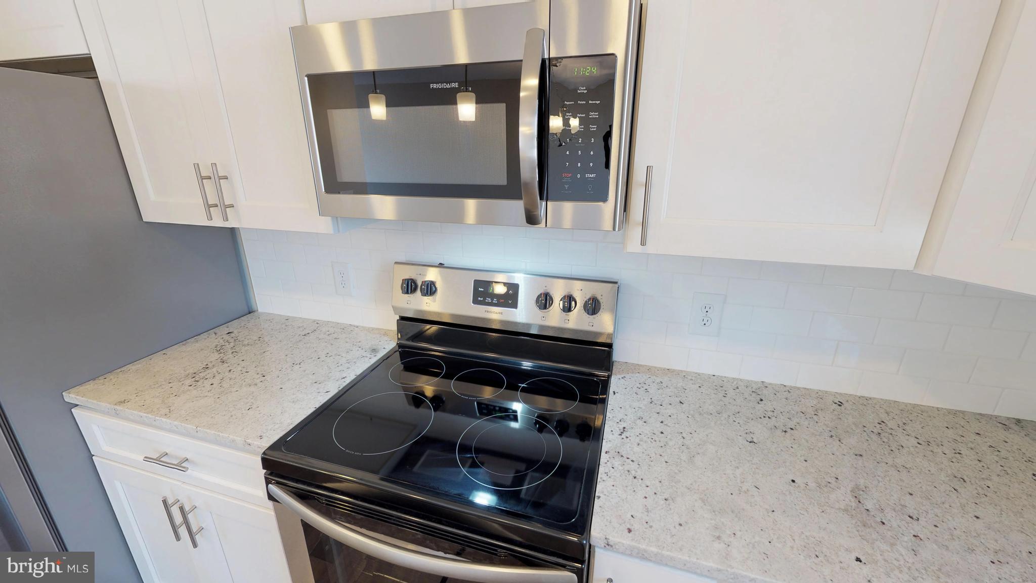 1812 Laurel Road Edgewater, MD 21037 - Photo 6 of 17 Upgraded Stainless Steel Appliances