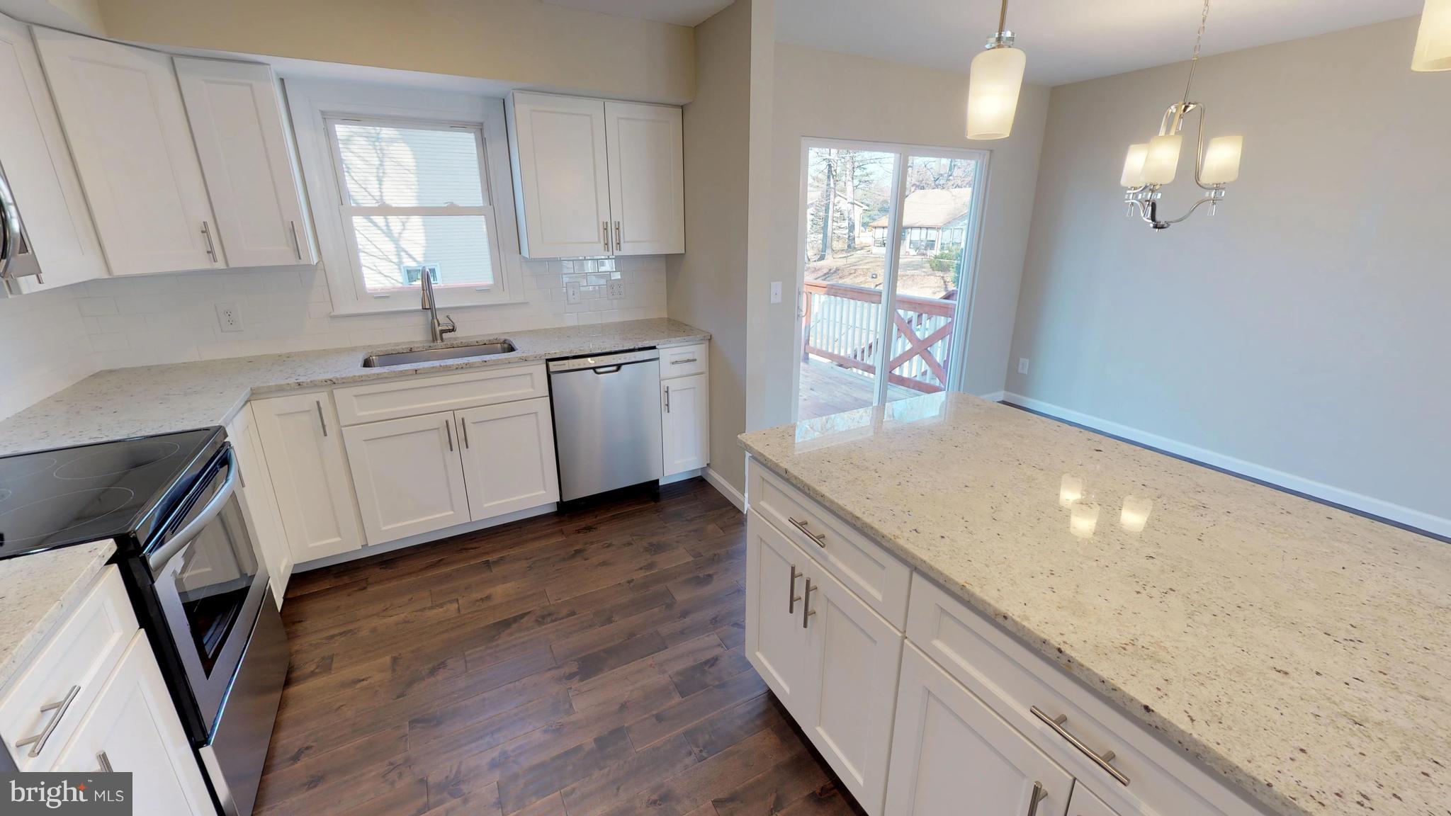 1812 Laurel Road Edgewater, MD 21037 - Photo 7 of 17 Granite Countertops