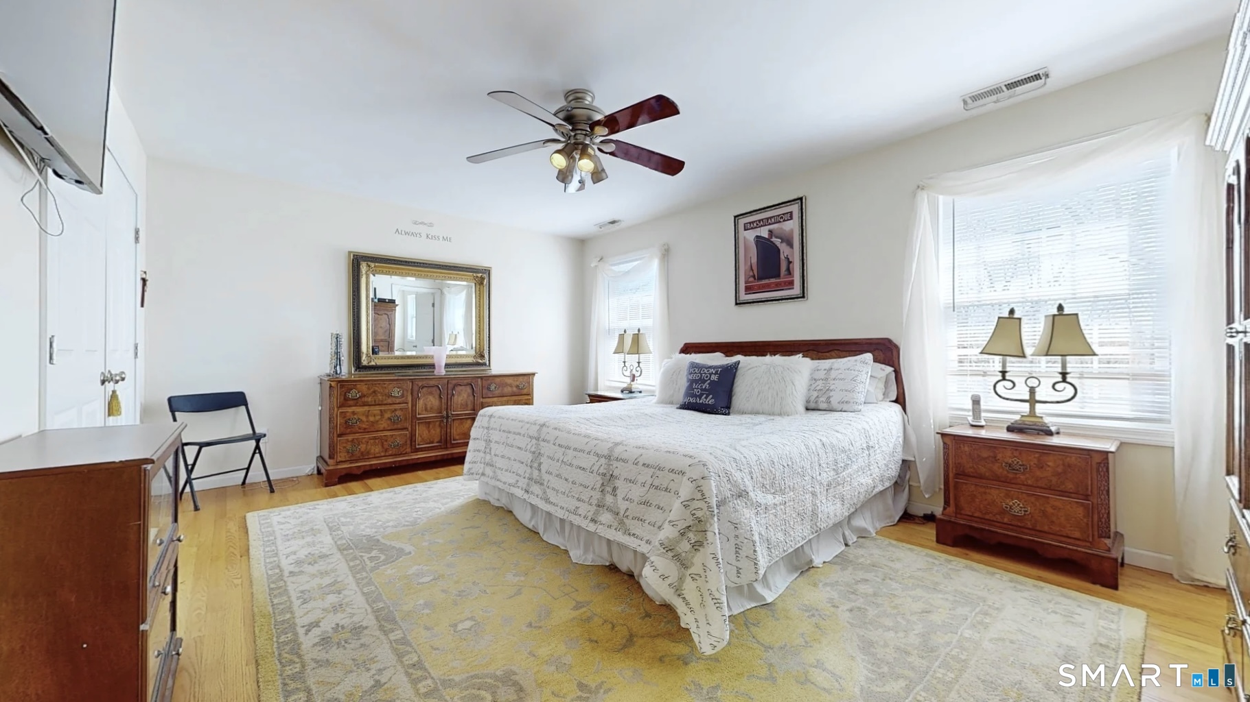 25 Stephen Street Derby, CT 06418 - Photo 13 of 29 a spacious bedroom with a bed and a table