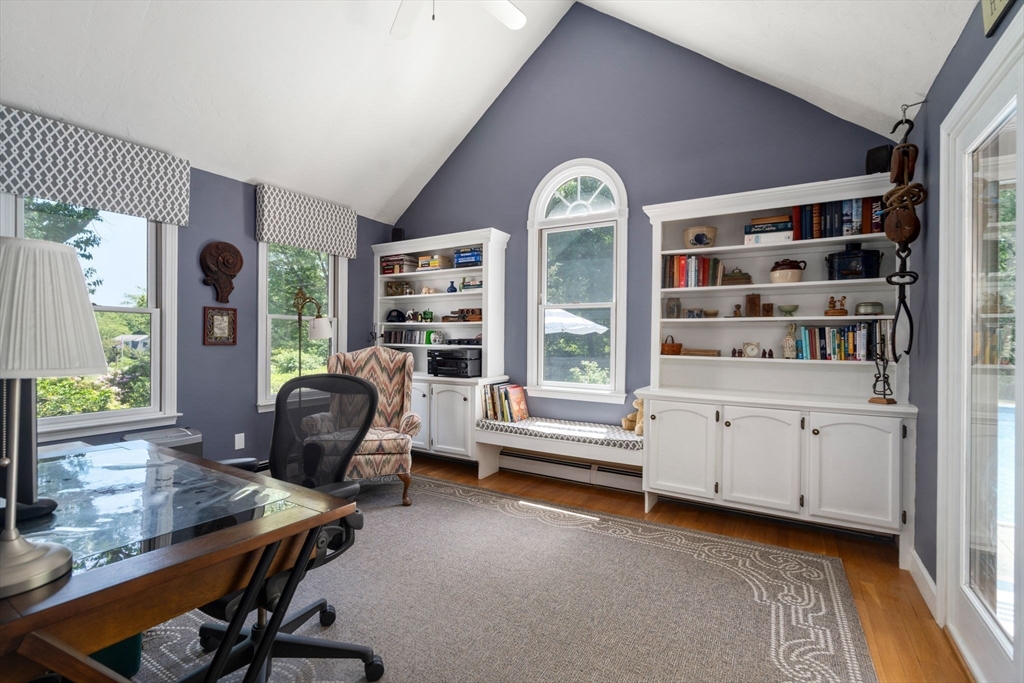 8 Ringbolt Road Hingham, MA 02043 - Photo 19 of 40