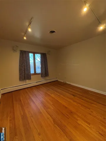 $4,200 | 273 Rea Ave Extension, Hawthorne, NJ 07506