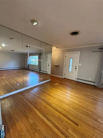 $4,200 | 273 Rea Ave Extension, Hawthorne, NJ 07506