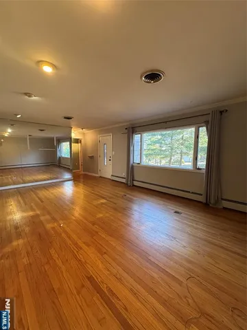 $4,200 | 273 Rea Ave Extension, Hawthorne, NJ 07506