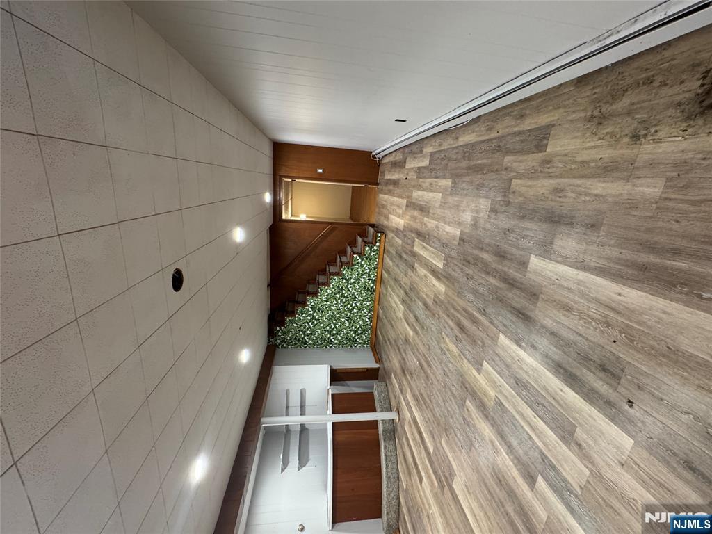 273 Rea Ave Extension Hawthorne, NJ 07506 - Photo 28 of 32