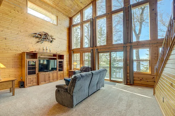 $895,000 | N9851 Lower McKenzie Lndg Road, Spooner, WI 54801