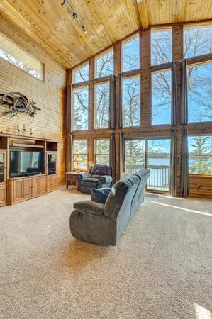 $895,000 | N9851 Lower McKenzie Lndg Road, Spooner, WI 54801