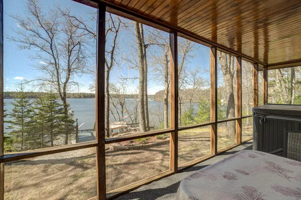$895,000 | N9851 Lower McKenzie Lndg Road, Spooner, WI 54801