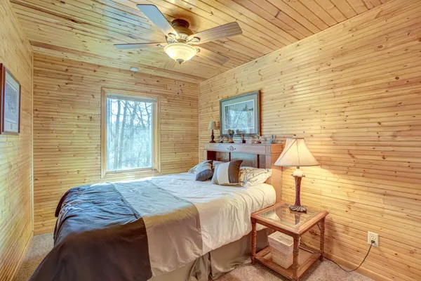 $895,000 | N9851 Lower McKenzie Lndg Road, Spooner, WI 54801