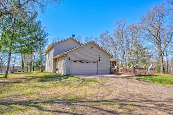 $895,000 | N9851 Lower McKenzie Lndg Road, Spooner, WI 54801