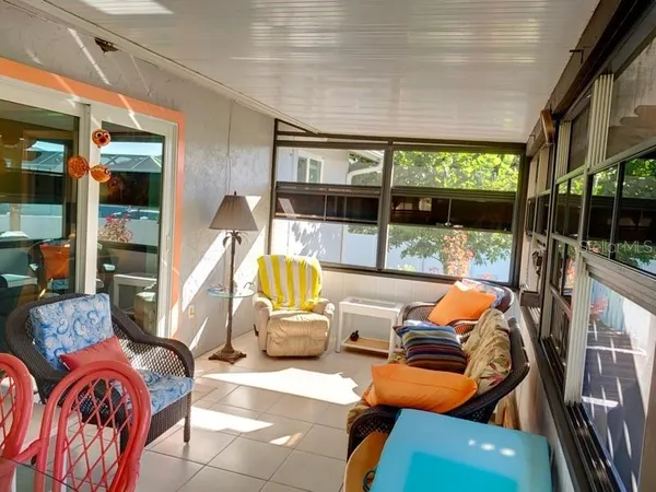 $2,100 | 323 Dolphin Parkway, Punta Gorda, FL 33950