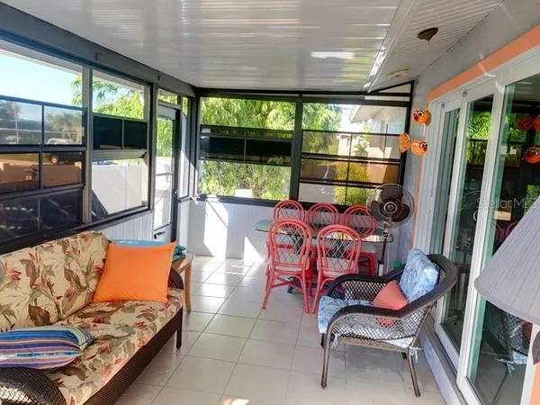 $2,100 | 323 Dolphin Parkway, Punta Gorda, FL 33950