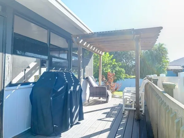 $2,100 | 323 Dolphin Parkway, Punta Gorda, FL 33950