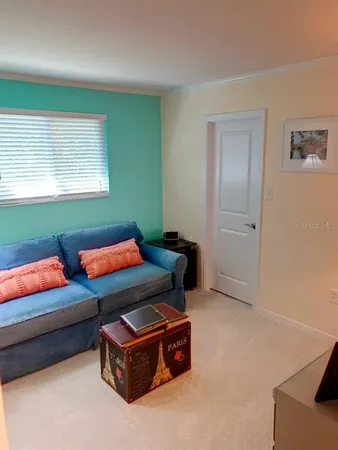 $2,100 | 323 Dolphin Parkway, Punta Gorda, FL 33950