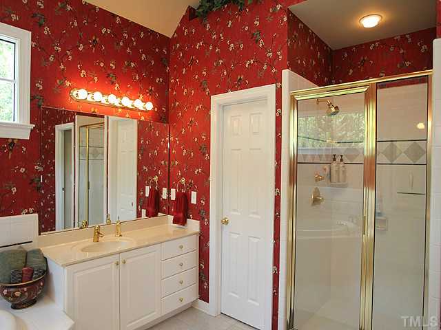 5304 Mandrake Court Raleigh, NC 27613 - Photo 14 of 25