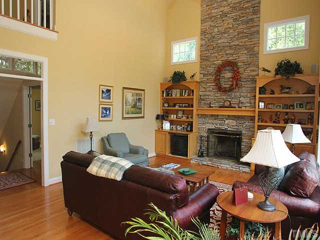 5304 Mandrake Court Raleigh, NC 27613 - Photo 9 of 25