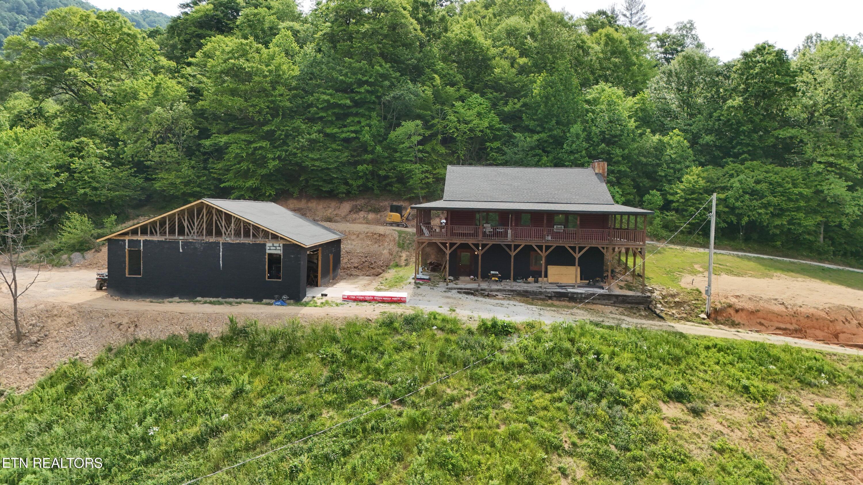 1095 Stanley Creek Road Oneida, TN 37841 - Photo 3 of 57 13sc