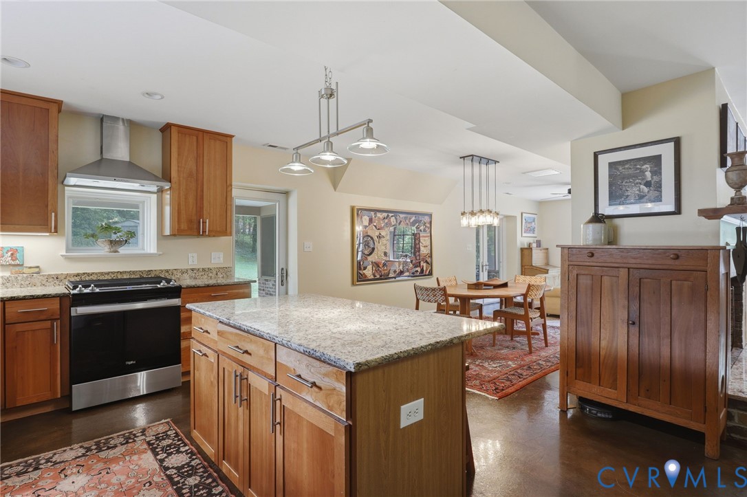 2339 Jimmy Winters Road Richmond, VA 23235 - Photo 14 of 56