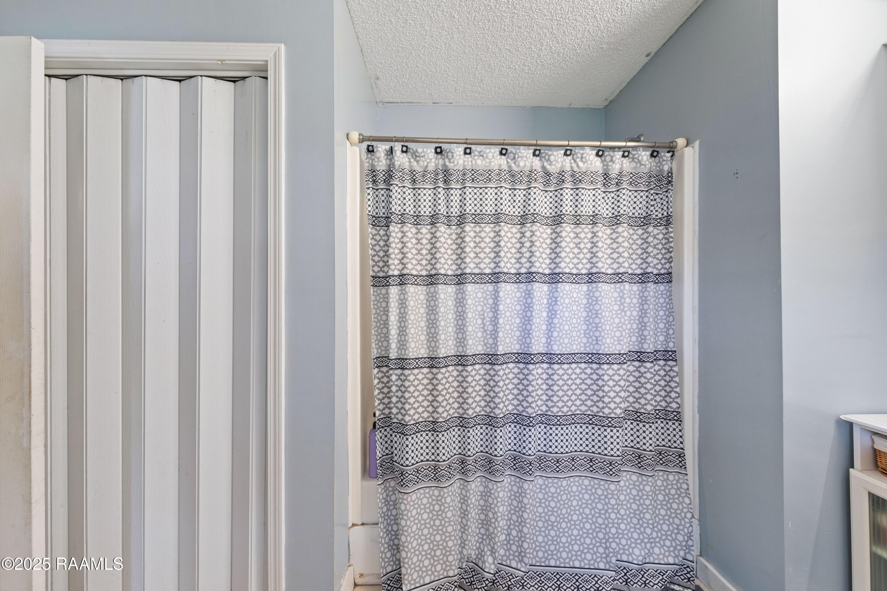 1081 Claston Simon Road Breaux Bridge, LA 70517 - Photo 21 of 29 1081ClastonSimon-34