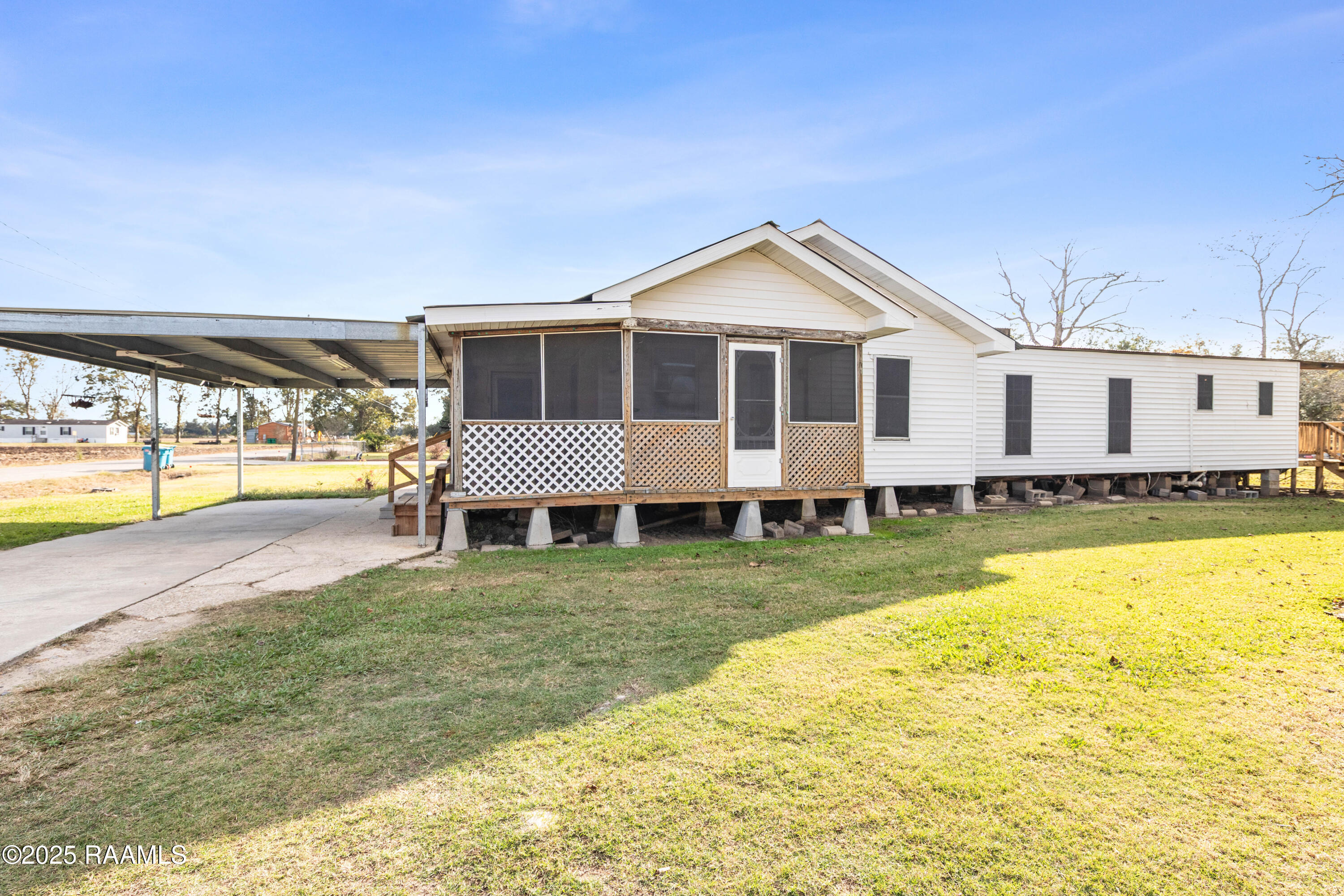 1081 Claston Simon Road Breaux Bridge, LA 70517 - Photo 5 of 29 1081ClastonSimon-5