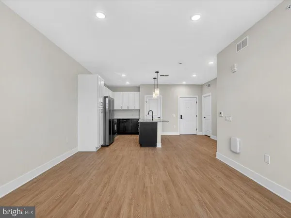 $1,945 | 624 Main Street, Unit 412 403 402 415, Royersford, PA 19468