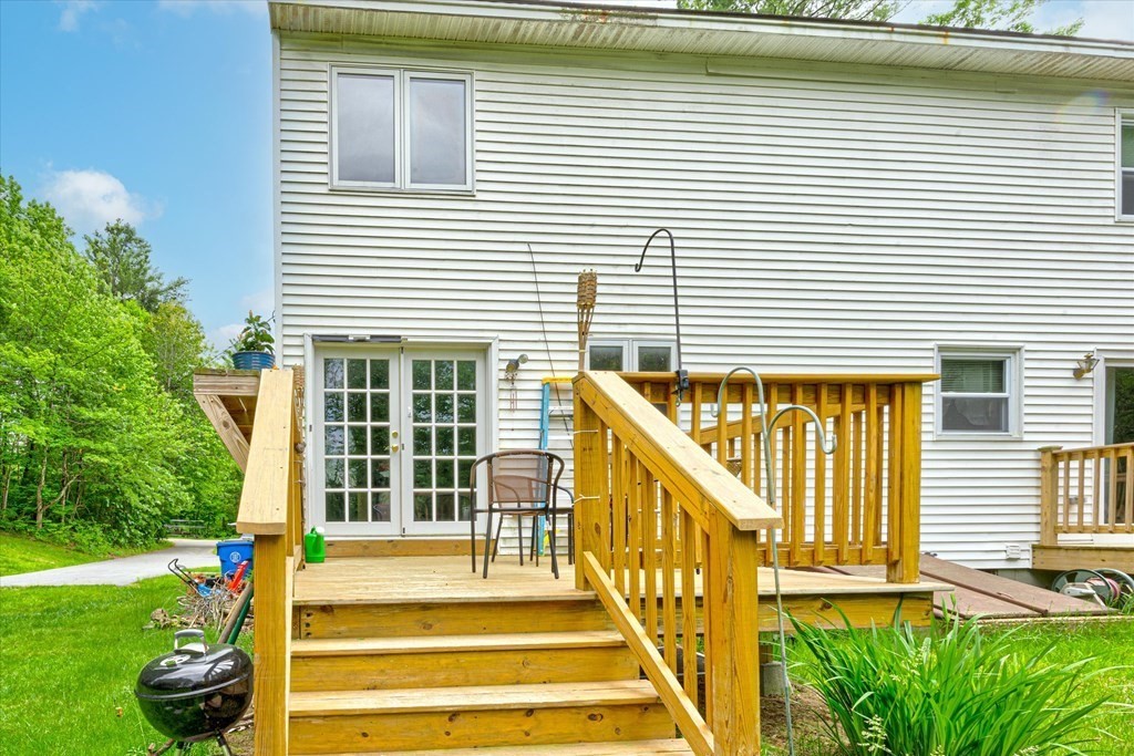 6 Litchfield Road, Unit A Londonderry, NH 03053 - Photo 20 of 28