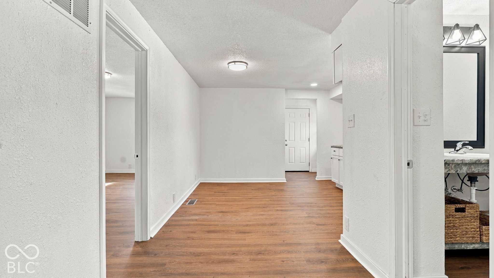 2227 George Street Anderson, IN 46016 - Photo 4 of 21 Gallery Image 4