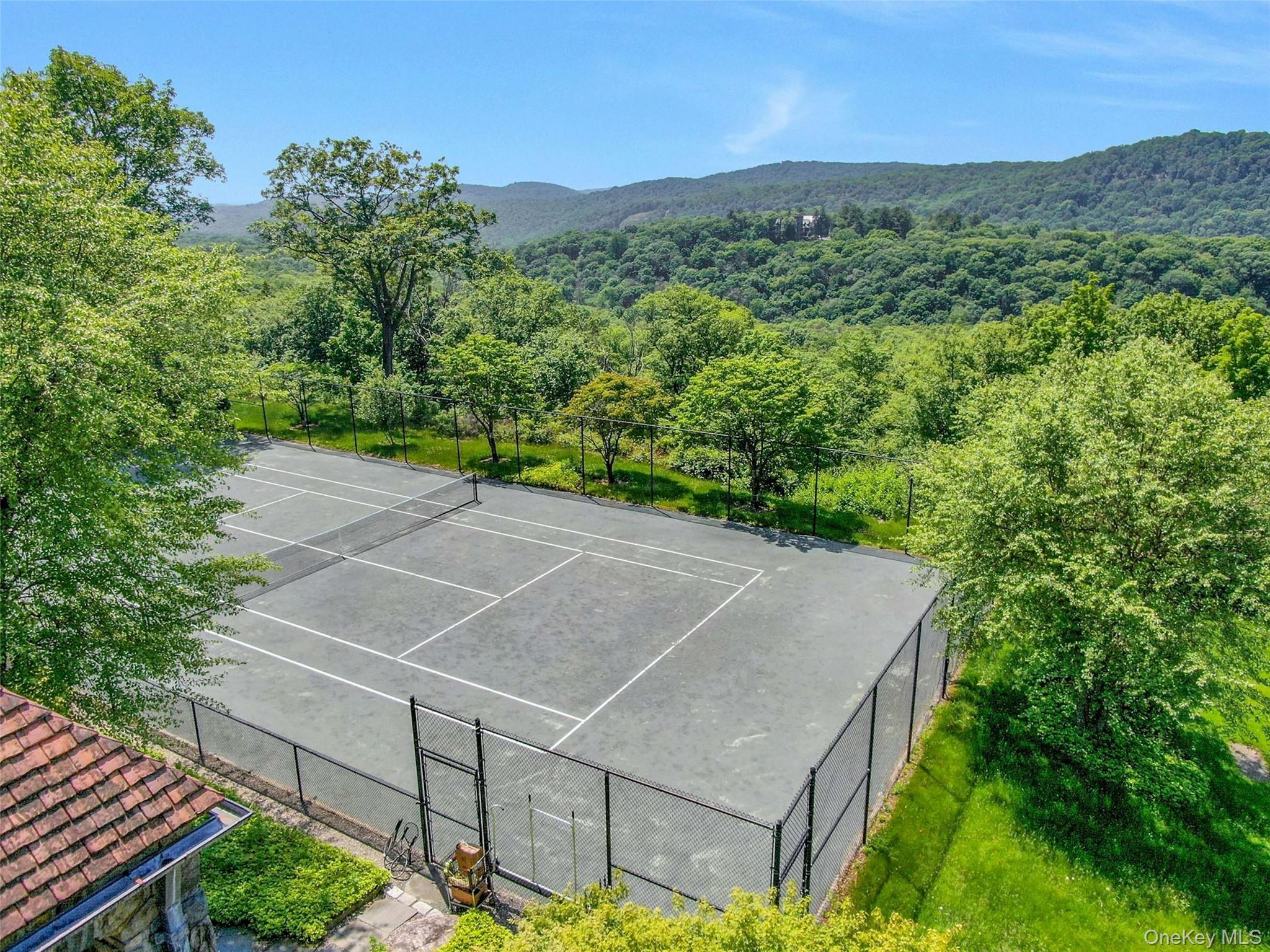 120 Ridge Road Tuxedo Park, NY 10987 - Photo 40 of 50 Gallery Image 40