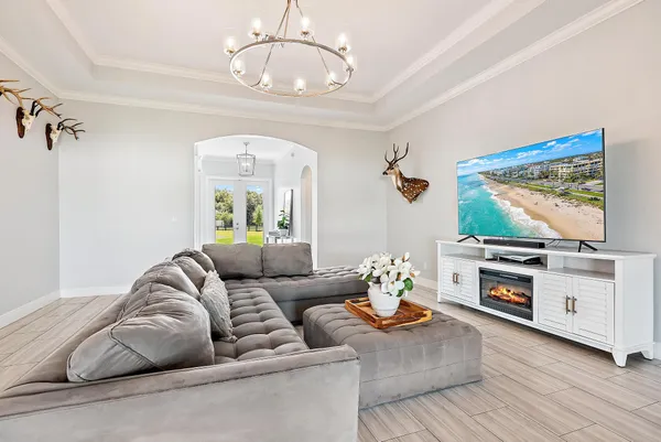 $1,050,000 | 13615 Southeast 26th Lane, Okeechobee, FL 34974