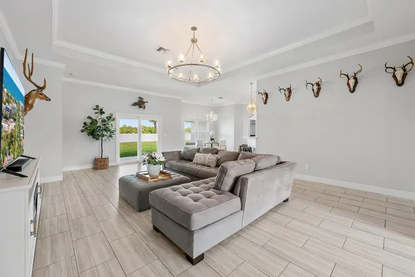 $1,050,000 | 13615 Southeast 26th Lane, Okeechobee, FL 34974