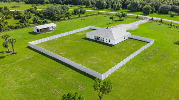 $1,050,000 | 13615 Southeast 26th Lane, Okeechobee, FL 34974