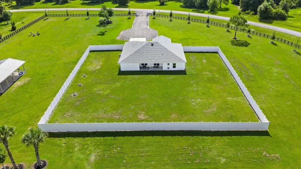 $1,050,000 | 13615 Southeast 26th Lane, Okeechobee, FL 34974