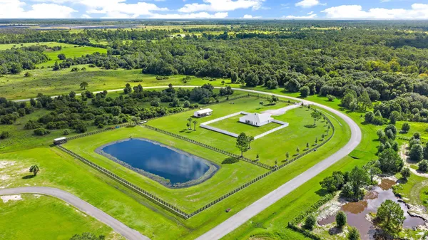 $1,050,000 | 13615 Southeast 26th Lane, Okeechobee, FL 34974