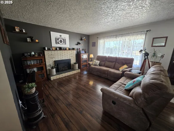 $344,900 | 305 Allison Way, Goldendale, WA 98620