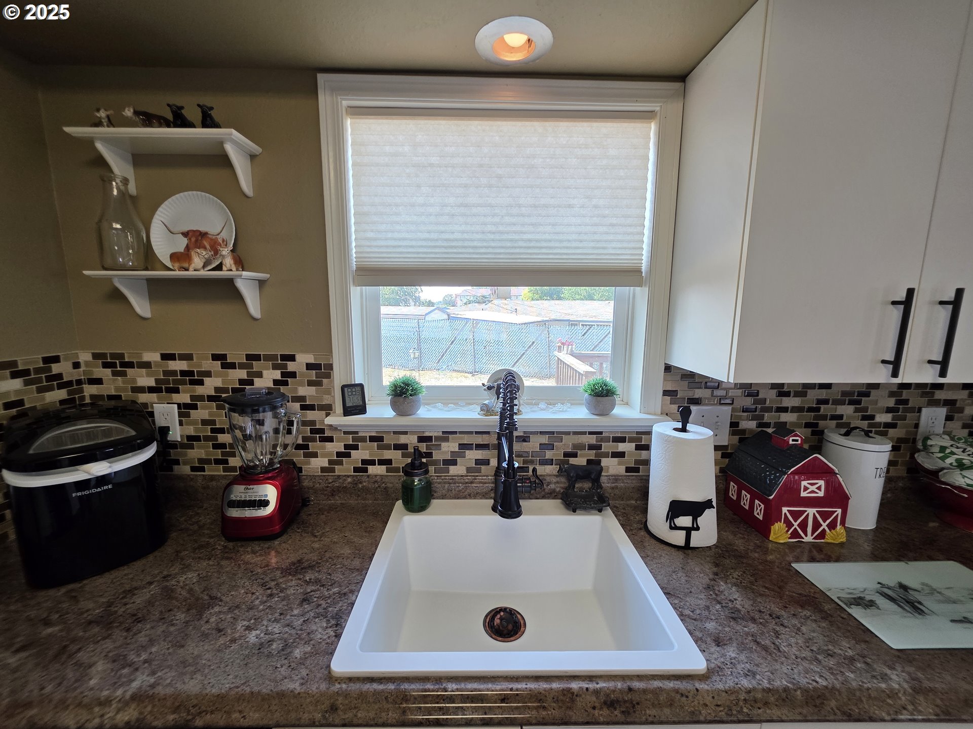 305 Allison Way Goldendale, WA 98620 - Photo 8 of 37