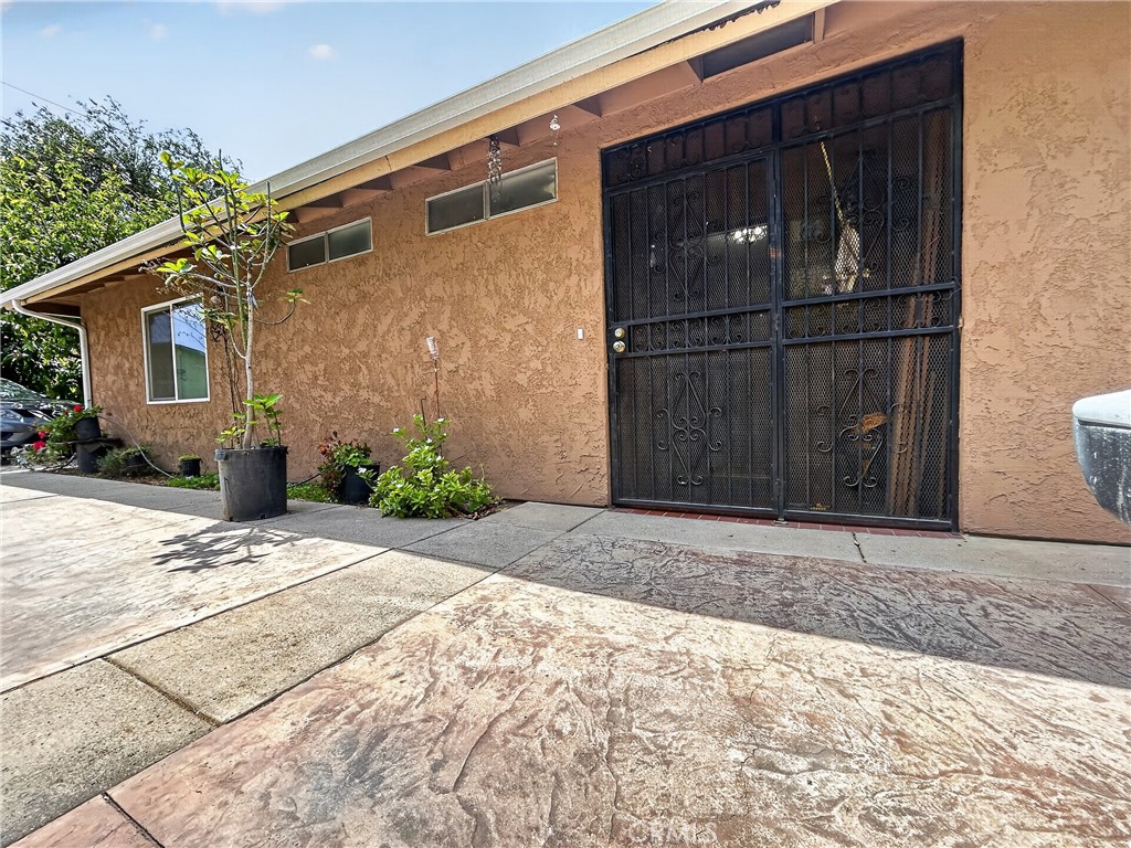 7451 Diamond Street Riverside, CA 92504 - Photo 24 of 31 MAIN ENTRY TO HOME WITH GATE