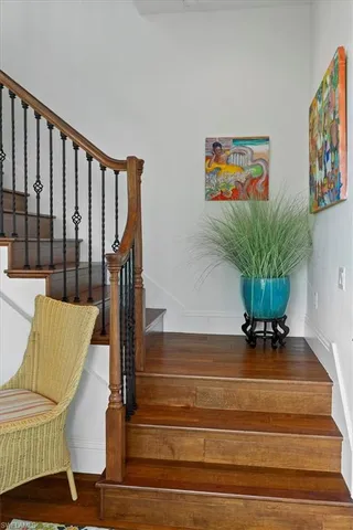 $3,300,000 | 215 5th Street South, Naples, FL 34102