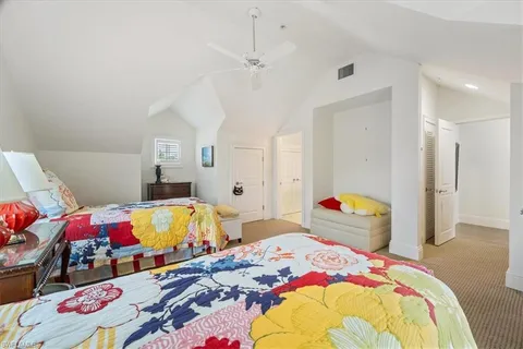 $3,300,000 | 215 5th Street South, Naples, FL 34102