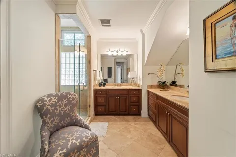 $3,300,000 | 215 5th Street South, Naples, FL 34102