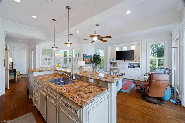 $3,300,000 | 215 5th Street South, Naples, FL 34102