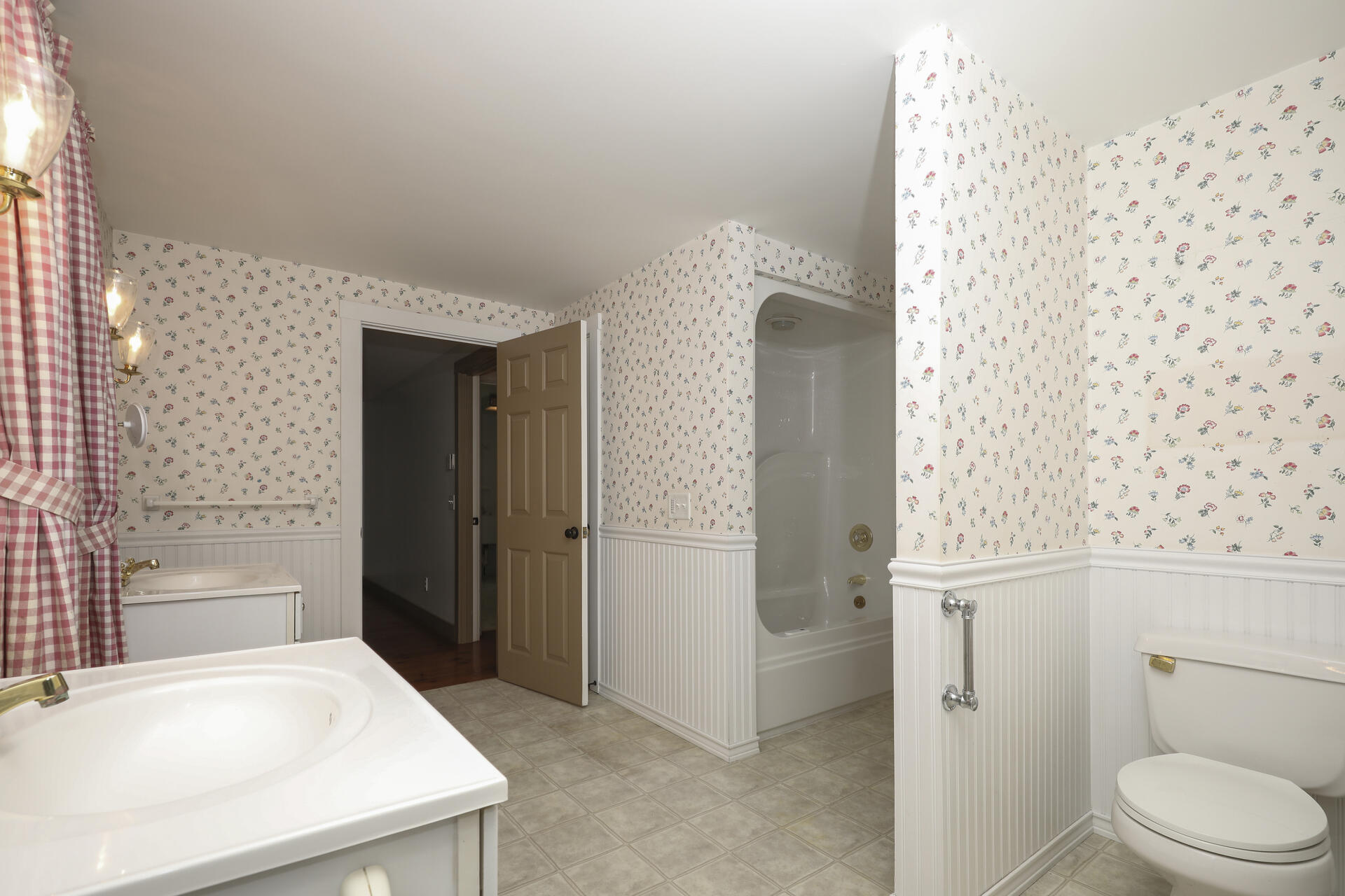 30 Bog Pond Road Brewster, MA 02631 - Photo 18 of 30 010-photo-bathroom-9341070