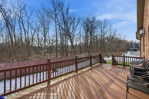 $850,000 | 388 Preserve Lane, Wood Dale, IL 60191