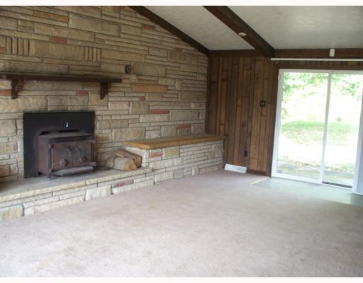 446 Ranch Road Dunbar, PA 15431 - Photo 3 of 6 Den/Family/Great Room.