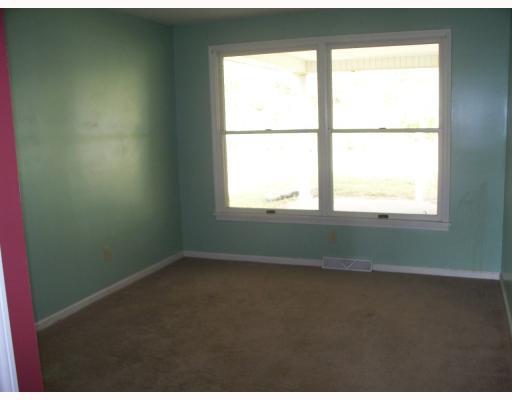 446 Ranch Road Dunbar, PA 15431 - Photo 5 of 6 Dining Room.