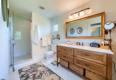 $865,000 | 19 Queen Anne Court, Ocean View, NJ 08230