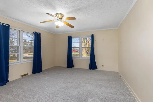 $179,900 | 106 South 6th Street, Carson City, MI 48811